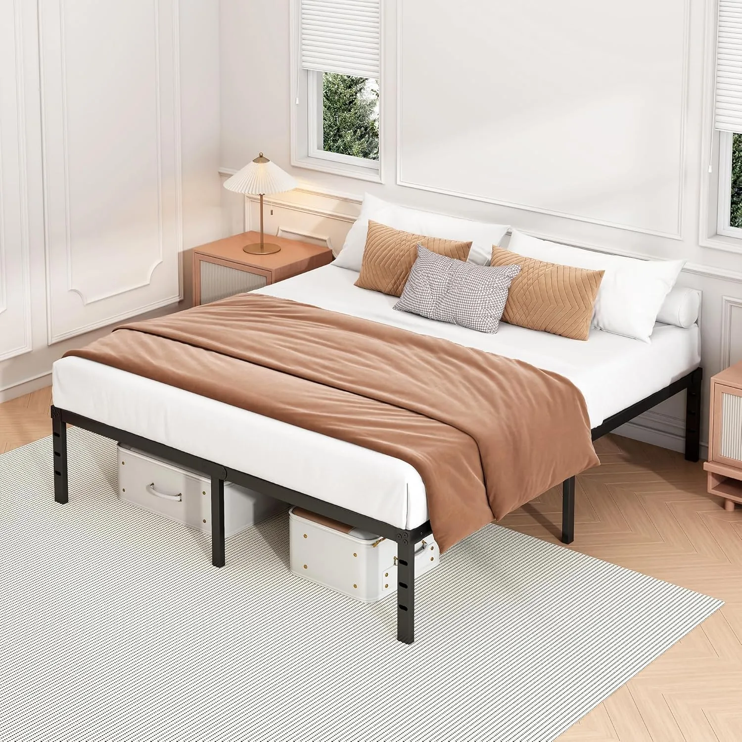 18 Inch King Bed Frame - Sturdy Metal Platform King Size, No Box Spring Needed, Heavy Duty, Easy Assembly, Strong Bearing Capacity, Under Bed Storage, Black