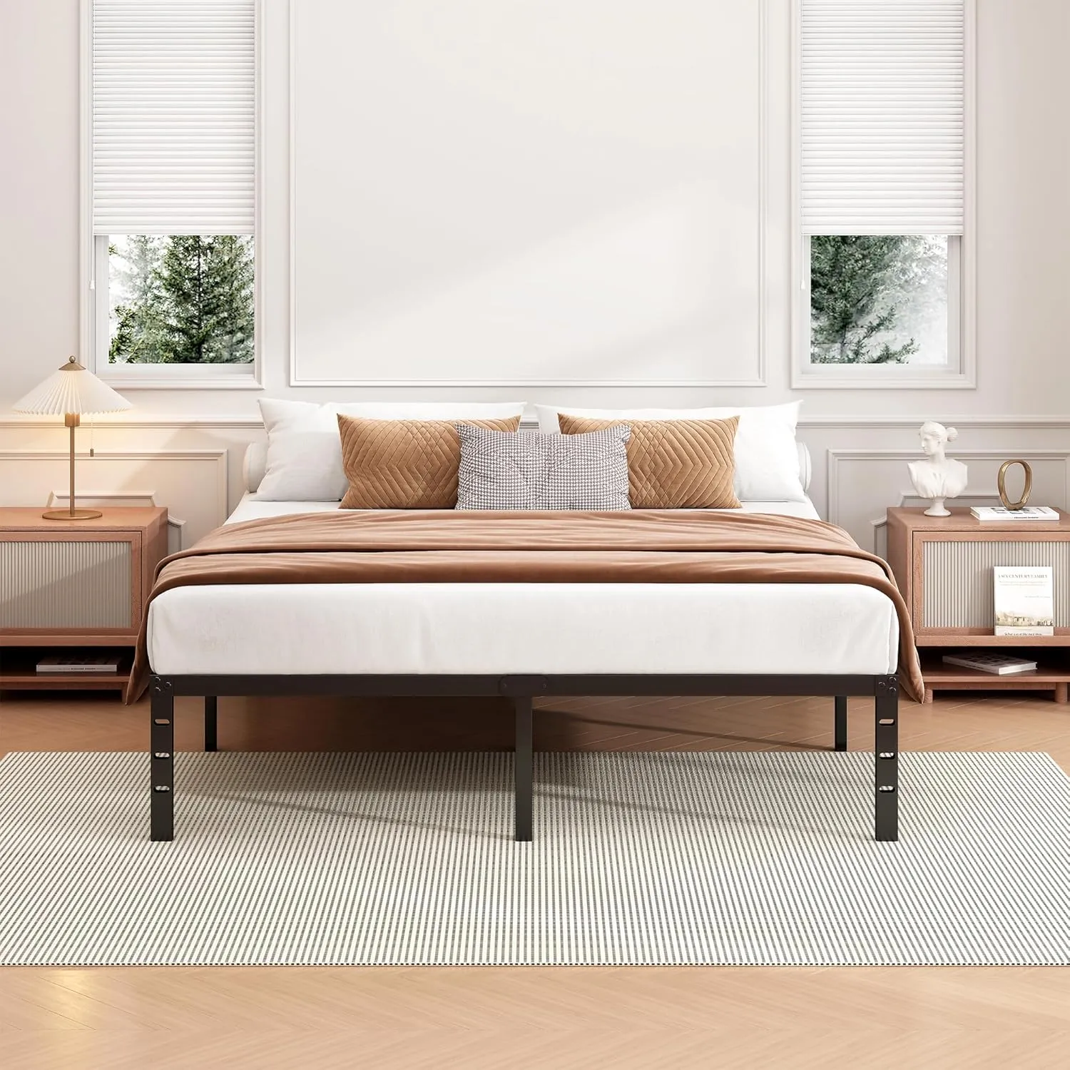 18 Inch King Bed Frame - Sturdy Metal Platform King Size, No Box Spring Needed, Heavy Duty, Easy Assembly, Strong Bearing Capacity, Under Bed Storage, Black