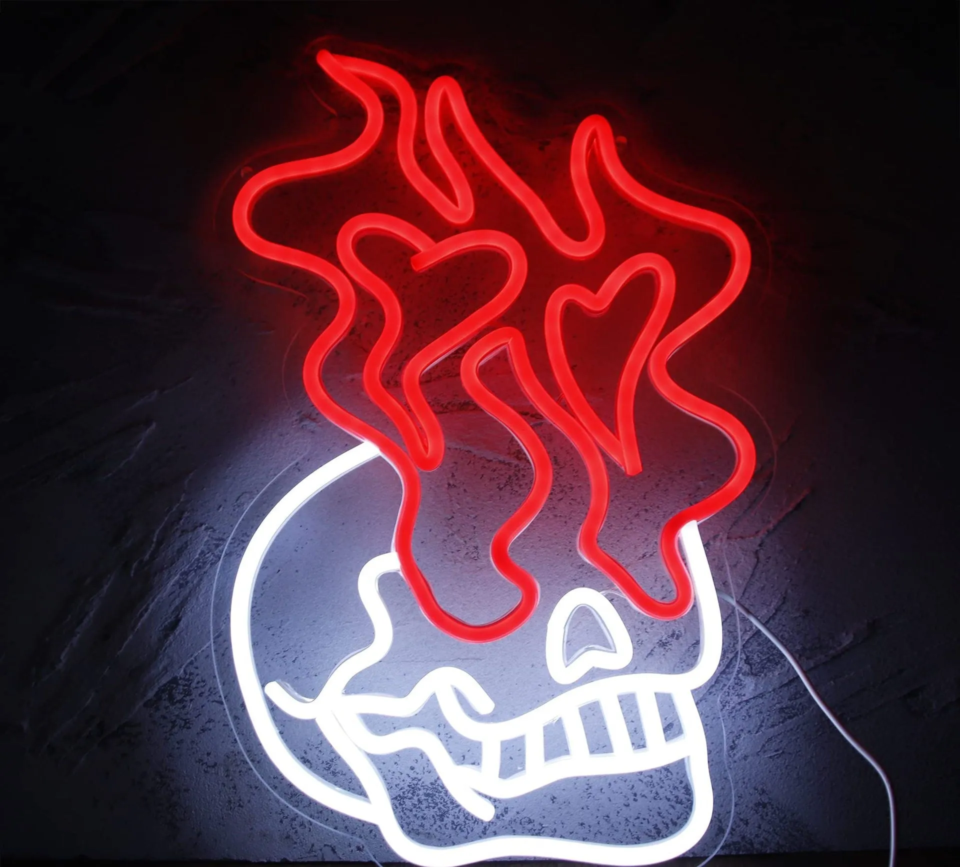 *2 Skull Styles, an LED Neon Red Flaming Eyes & a Creative White Light Molded Atmosphere Decoration